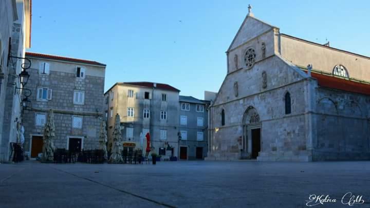 Apartments Lidija Pag Town Exterior foto